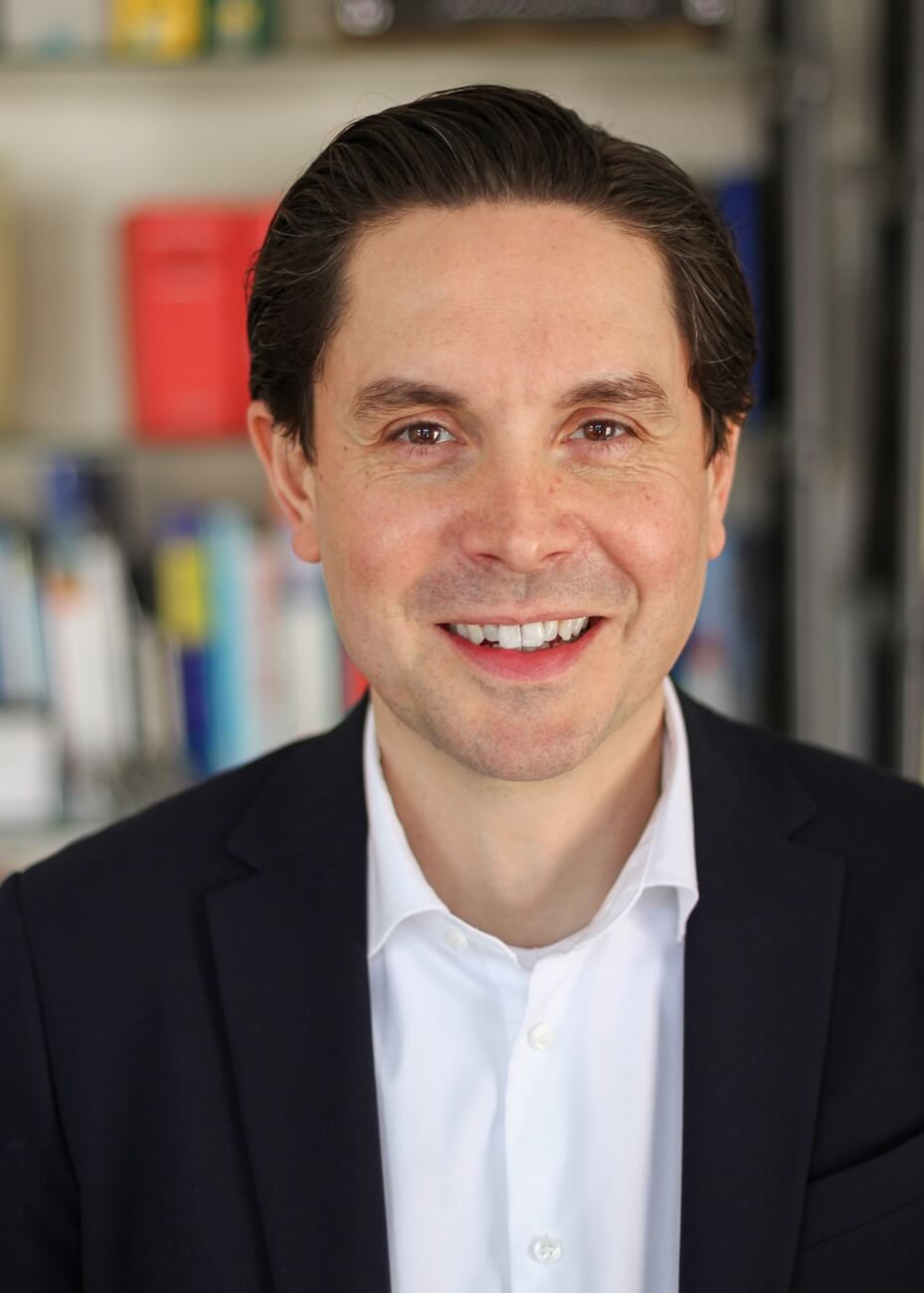 RA Fabian Schustek